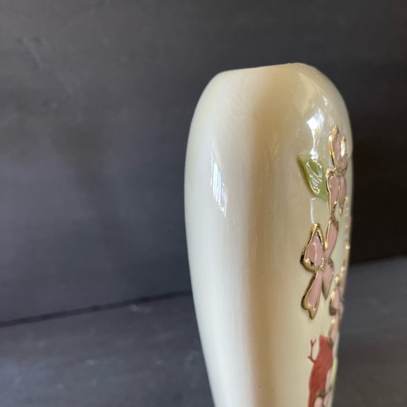 Hummingbird hand painted vase - Picture 4 of 4